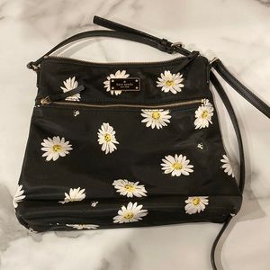 Kate spade daisy crossbody purse